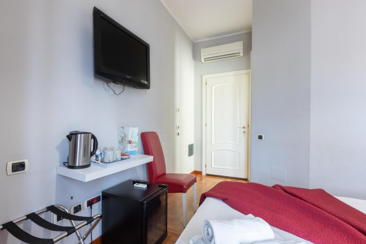 Bed And Breakfast Del Fiore Кальяри Экстерьер фото